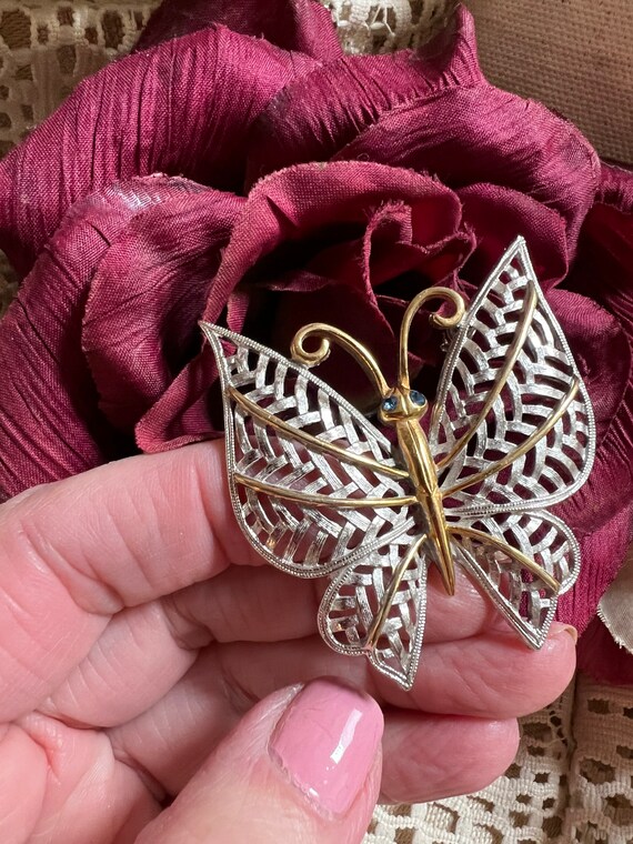 Vintage Avon 2 tone butterfly brooch earrings set… - image 6