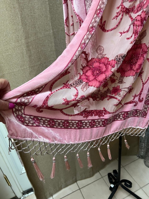 Vintage pink tones beaded fringe shoulder wrap TO… - image 5