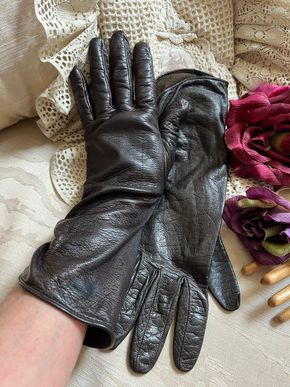 Vintage dark brown leather GUCCI mid arm gloves 7.