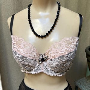 Vintage pink/black lace Victoria's Secret bra 34DD, black pink lace underwire VS bra 34DD, sexy VS balconet pink black bra 34DD