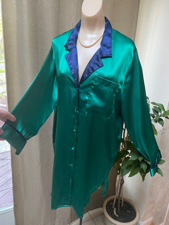 Vintage silky feel green navy sleep shirt S/M, Vi… - image 7