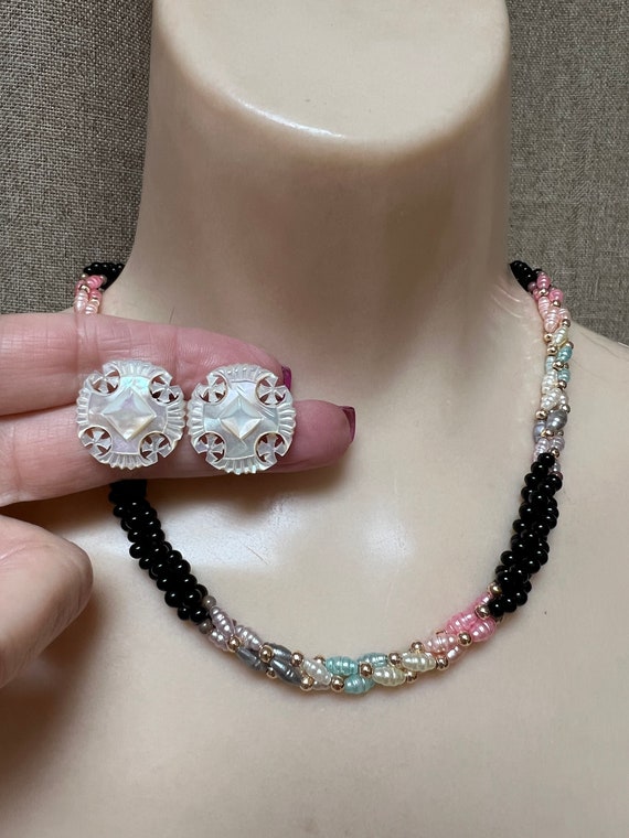 Vintage multi color faux pearl necklace earrings, 