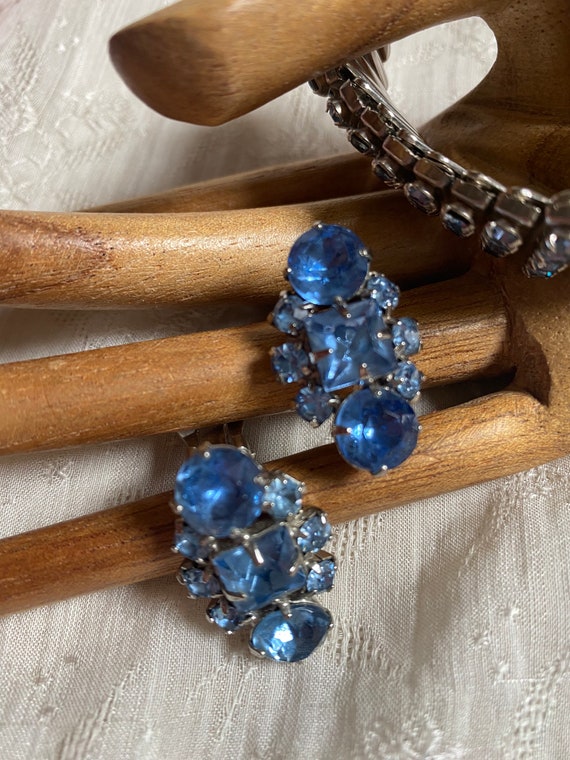 Vintage blue crystal jewelry, blue crystals brace… - image 5