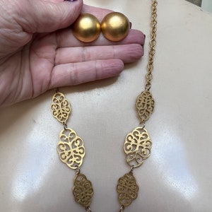 Vintage matte goldtone tassel necklace earrings set, matte goldplate station tassel necklace, matte goldtone pierced domed earrings