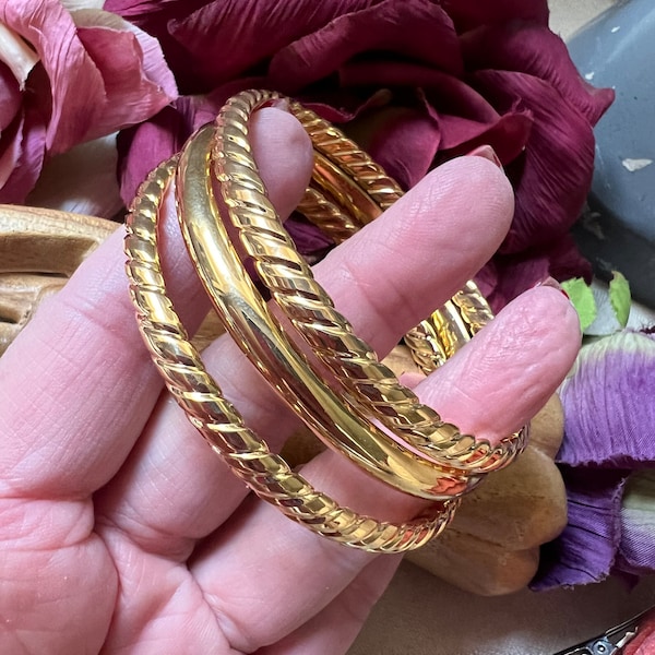 Vintage set 3 Bronzo Milor Italy bangles, 2 smooth 1 twisted bronze bangle, set 3 Milor Italy bronze bangle bracelets