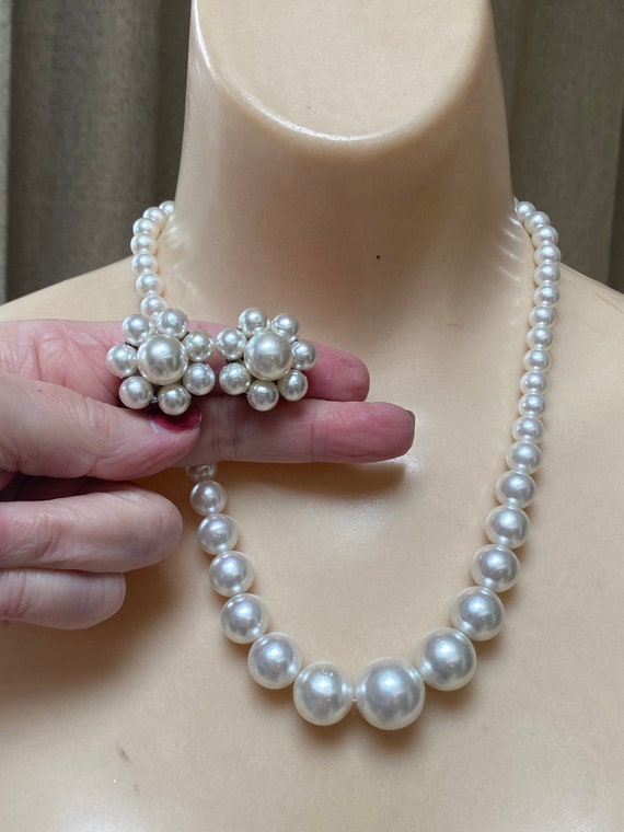 White Pearl Strand Cluster Earrings 