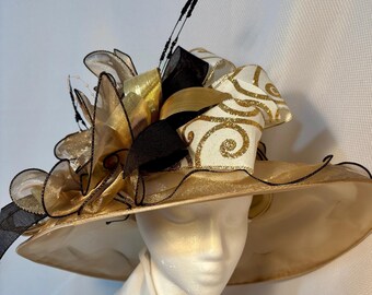 Creamy-ivory Black Wide Brim Derby Hat: Crinoline, Feathers  display picture 1