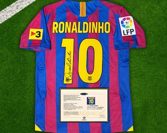 Ronaldinho #10 Signed Barcelona 2005/2006 Home Soccer Jersey, Football jersey, Trikot