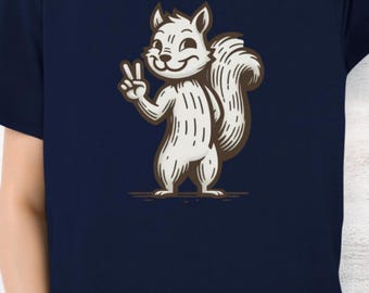 Camiseta con ardilla y símbolo de la paz: camiseta con estampado de animales del bosque con un ambiente tranquilo y agradable.