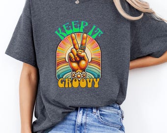 Camiseta Retro Peace – Diseño de cadena de margaritas estilo años 70 “Keep It Groovy”