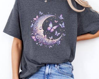 Camiseta de energía del niño de la luna: Luna creciente con mariposas y estrellas / Camiseta gráfica celestial mística