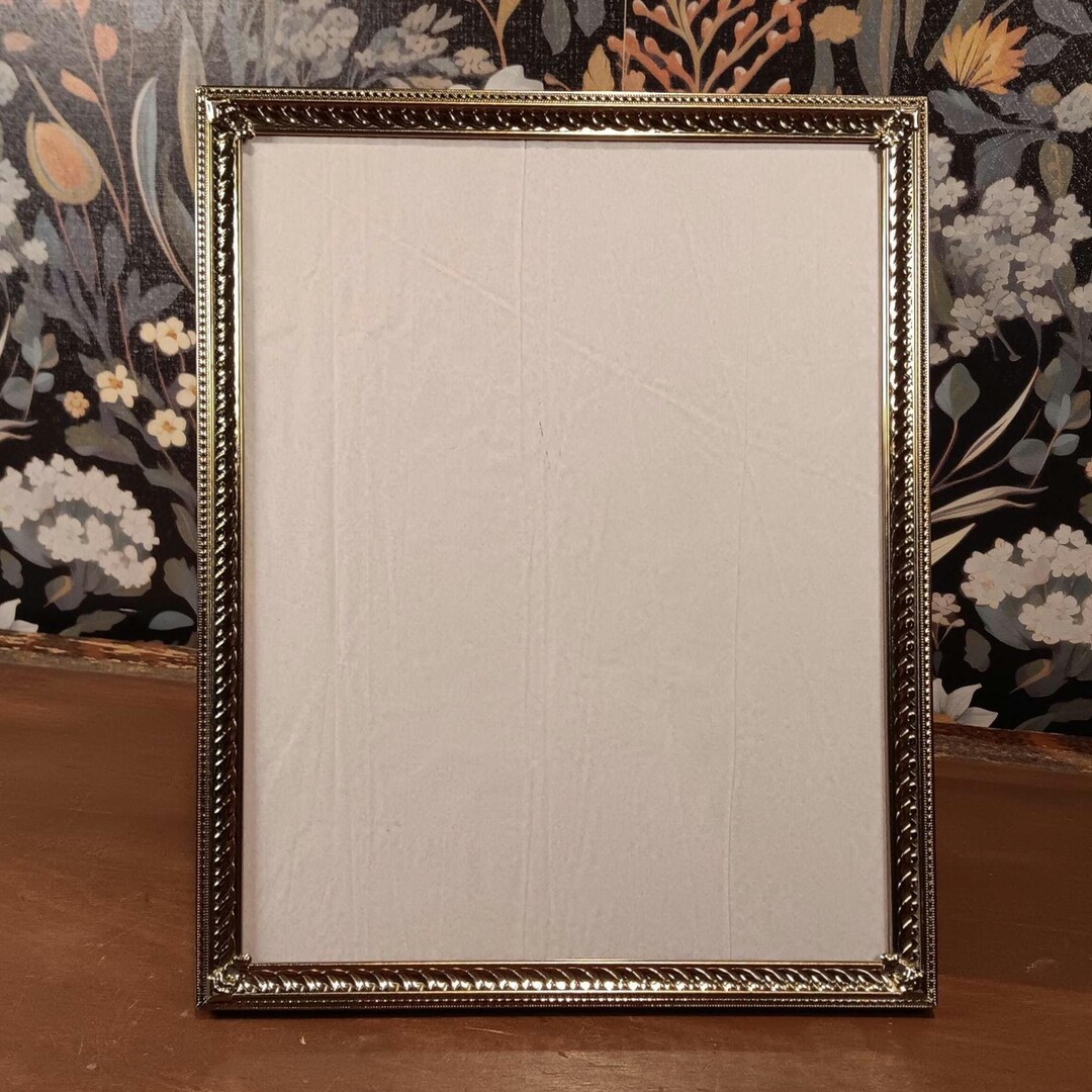 Vintage 8" X 10" Gold Tone Ornate Picture Frame - Etsy