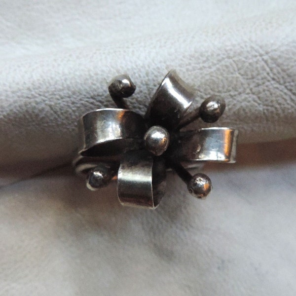 antique ring handmade sterling silver ring floral statement ring sterling ring handmade flower ring ribbon