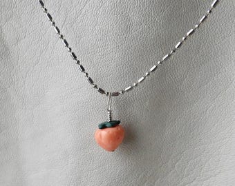 大きな14kの赤珊瑚彫刻のイチゴ翡翠ペンダントブローチ - Etsy 日本