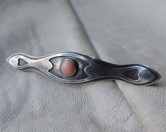 Antique Art Nouveau Sterling Silver Coral Cabochon Pin