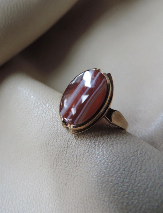 antique ring antique gold ring striped agate ring 10k gold ring antique 10k gold agate ring estate ring victorian ring View 3
