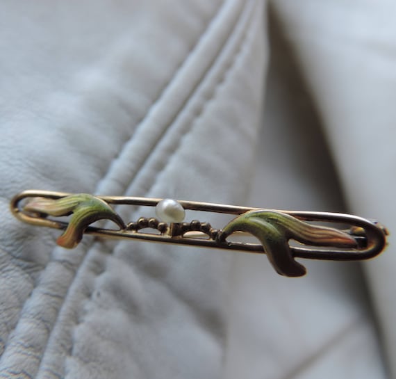 pretty 14k gold floral enamel pin antique enamel pin 14k gold enamel pin authentic pearl leaf art nouveau pin
