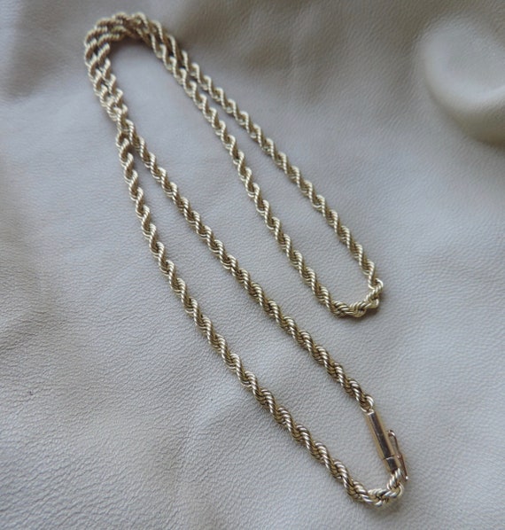 vintage 14k chain necklace 14k yellow gold chain v