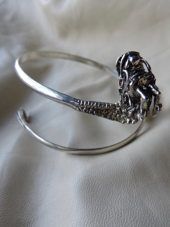 Dragon store arm cuff