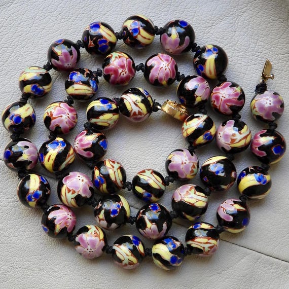 vintage chinese floral hand painted ceramic bead necklace