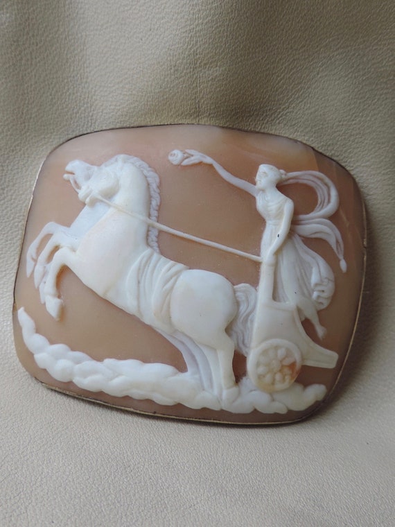 antique cameo carved shell cameo horse chariot ca… - image 7