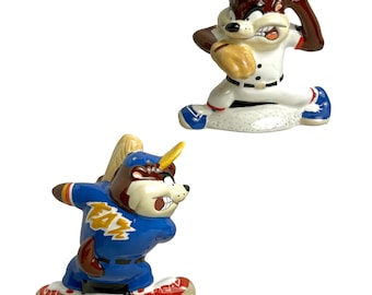 Looney  Tunes TAZ Baseball Figurine Salt & Pepper Set