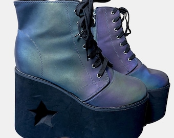 Vintage Hot Topic Iridescent Star & Moon Cut-Out Platform Boots, Women&#39;s Size 9
