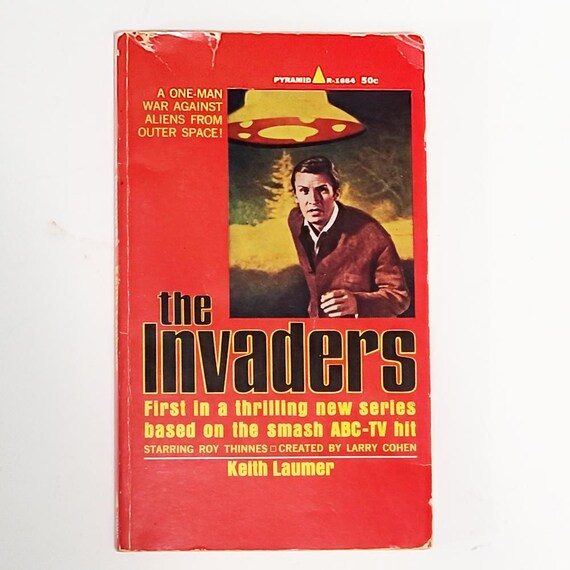 1967 Sci-Fi Pulp THE INVADERS Keith Laumer TV Tie-In, Pyramid First Edition Paperback