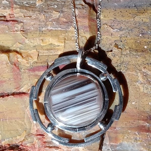 Natural Lake Superior Agate Pendant w/chain