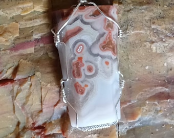 Sterling Silver Wrapped TeePee Canyon Agate Pendant w/chain