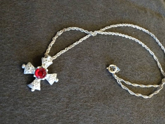 1990s Gothic/Grunge Vintage Celtic Cross Necklace - image 1