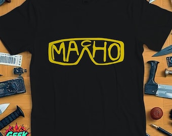 Macho Man Glasses T-Shirt - Schwarzes T-Shirt mit Silhouette Brillen Design, MACHO Text, Wrestling Fan Bekleidung, Randy Savage Retro Wrestler Shirt