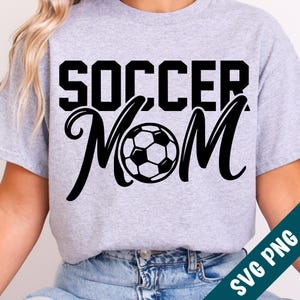 Football maman SVG, clipart vectoriel PNG football, cadeau pour maman SVG, lot de fichiers découpés au Laser maman sportive, tee-shirt art chemise pour Cricut xTOOL Glowforge