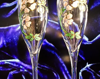 Perrier-Jouët Champagne Flutes: Elegant Floral Design, Set of 2