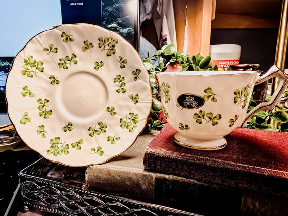 Gorgeous and Rare Aynsley Fine Bone China Shamrock (crocus) Patterned Footed Teacup + Saucer (2 5/8" x 5")