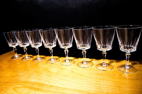 Cristal D'Arques Durand Versailles Water Goblets Set of 8 - Elegant Crystal Drinkware for Parties & Events