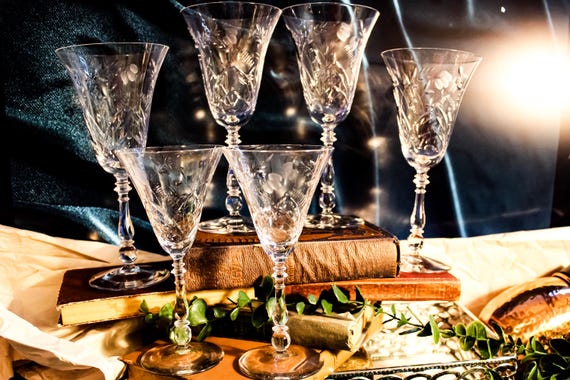 Set of 4 Bryce 854-14 Glass Water Goblets and 2 Cordial Glasses - Elegant Vintage Drinkware for Entertaining & Special Occasions
