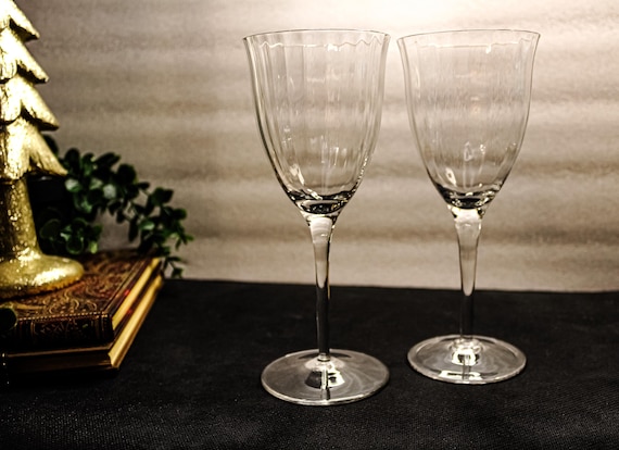 Set of 2 Gorham “Laurin Gold” Wine Glasses/Goblets (7 3/4" x 3 3/8") - Please read description