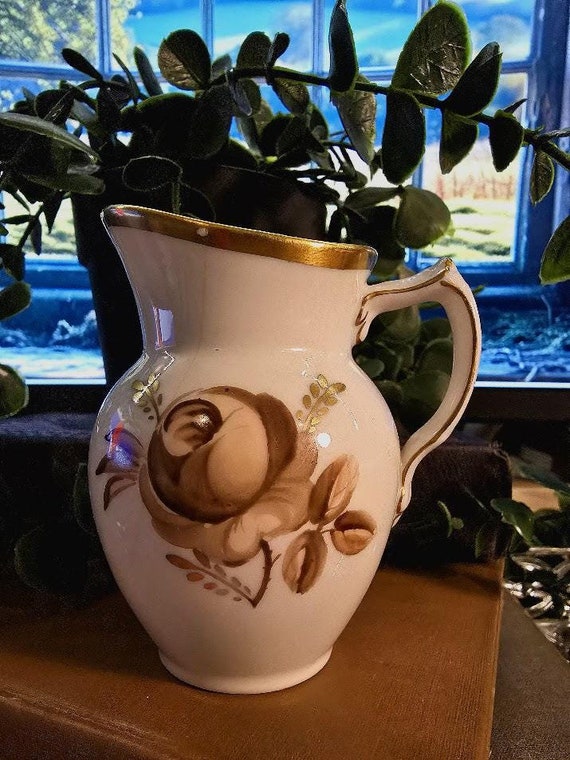 Royal Copenhagen Brown Rose Creamer – Vintage Danish Pottery, 2.75" Wide, 3.375" Tall, Collectible Tableware & Home Decor