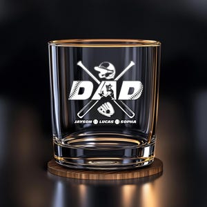 Personalized Baseball Dad Whiskey Glass, Custom Father&#39;s Day Wine Glass For Dad Who Loves Baseball