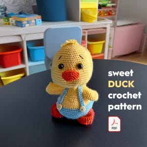 Easy Crochet Pattern Duckling / Duck Plushie / Quick and Easy Hand-made Instruction / Mallard Duck / Amigurumi / Stuffed Animal Pattern
