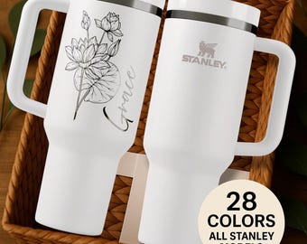 Vaso térmico con diseño de flor de nacimiento de julio – Vaso Stanley personalizado de 1,1 litros – Diseño de nenúfar con nombre personalizado – Regalo para ella