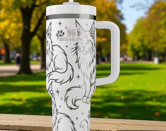 Maine-Coon-Katzen-Trinkbecher von Stanley – Gravierter Becher für flauschige Katzen – Personalisierter Becher für Katzenmama – 414 ml, 591 ml, 891 ml, 1184 ml