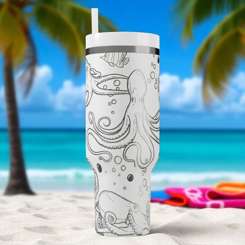 Stanley-Trinkbecher mit Oktopus- und Korallenriff-Motiv – Graviertes Tiefsee-Ozean-Design (14 oz, 20 oz, 30 oz, 40 oz) Bild 5