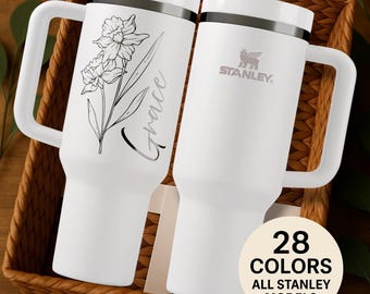 March Birth Flower Tumbler – Personalized 40 oz Stanley Cup – Daffodil Design with Custom Name – Gift for Her