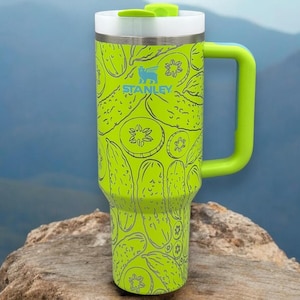 Personalized Pickle Tumbler Gift – Laser Engraved 40oz Cucumber Cup with Lid & Straw, Funny Pickle Lover Gift for Her or Him