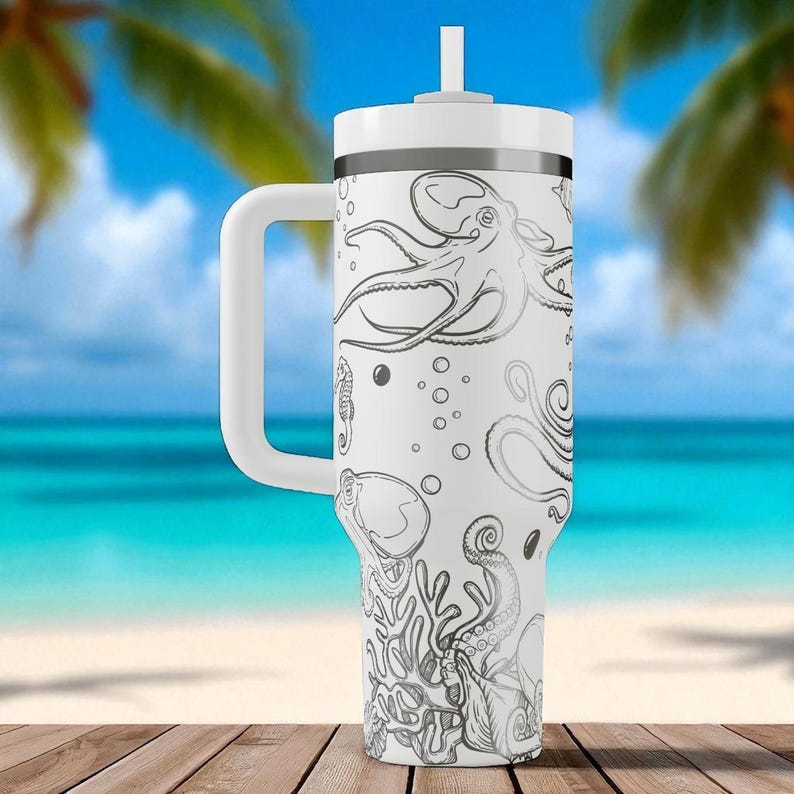 Stanley-Trinkbecher mit Oktopus- und Korallenriff-Motiv – Graviertes Tiefsee-Ozean-Design (14 oz, 20 oz, 30 oz, 40 oz) Bild 9