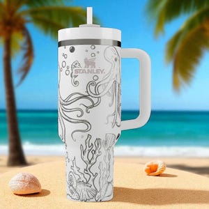 Stanley-Trinkbecher mit Oktopus- und Korallenriff-Motiv – Graviertes Tiefsee-Ozean-Design (14 oz, 20 oz, 30 oz, 40 oz) Bild 8