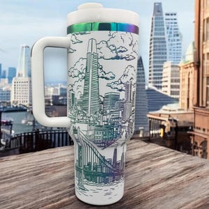 Vaso Stanley de San Francisco con diseño grabado del horizonte de la ciudad, 14 oz, 20 oz, 30 oz y 40 oz
