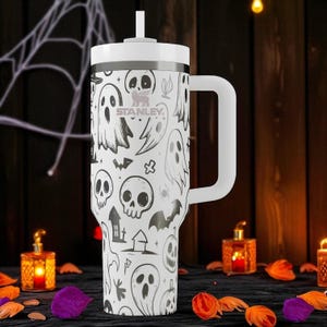Engraved Ghost Tumbler — Stanley Cup 14oz 20oz 30oz 40oz — Cute Halloween Design with Skulls, Bats, and Pumpkins
